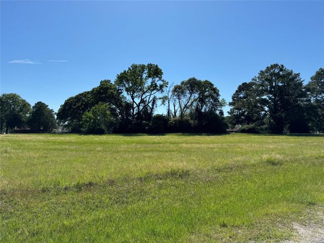 5 Cherry Hills, Trinity, TX 75862