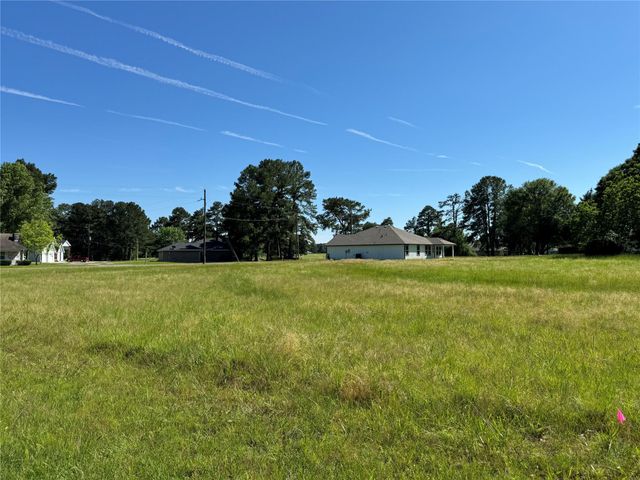 5 Cherry Hills, Trinity, TX 75862