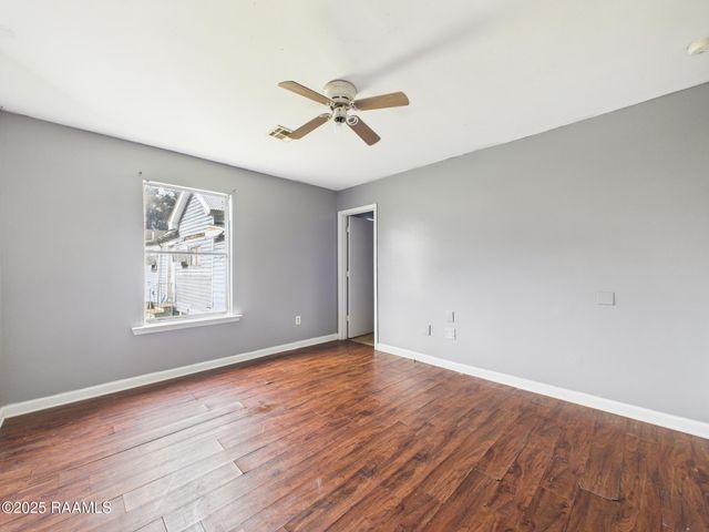 615 Walker Road, Lafayette, LA 70506