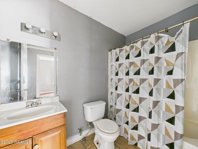 615 Walker Road, Lafayette, LA 70506