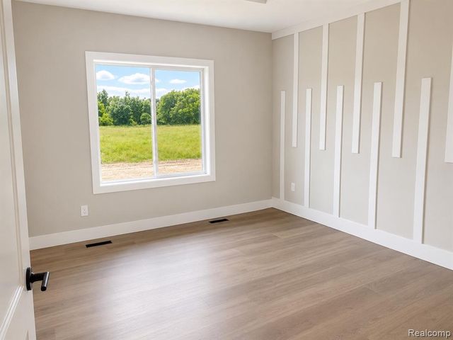 0005D Daisy Lane, Almont, MI 48003