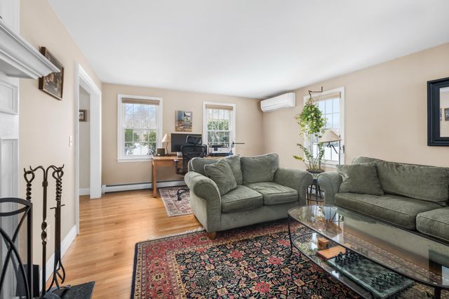 6 Meloon Road, Greenland, NH 03840