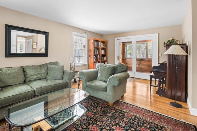 6 Meloon Road, Greenland, NH 03840