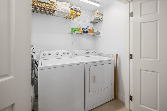 6 Meloon Road, Greenland, NH 03840