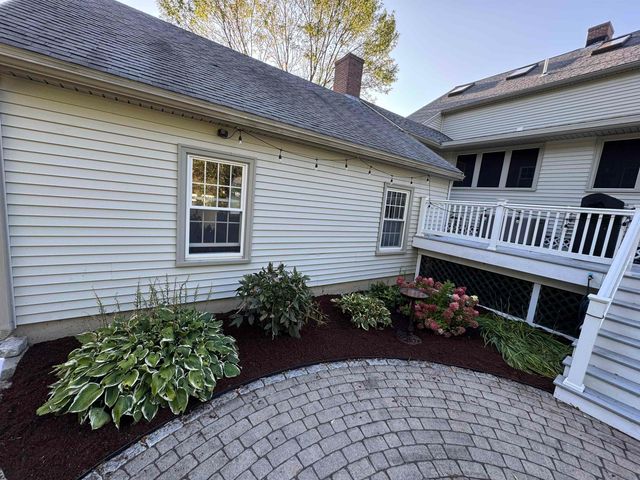 6 Meloon Road, Greenland, NH 03840