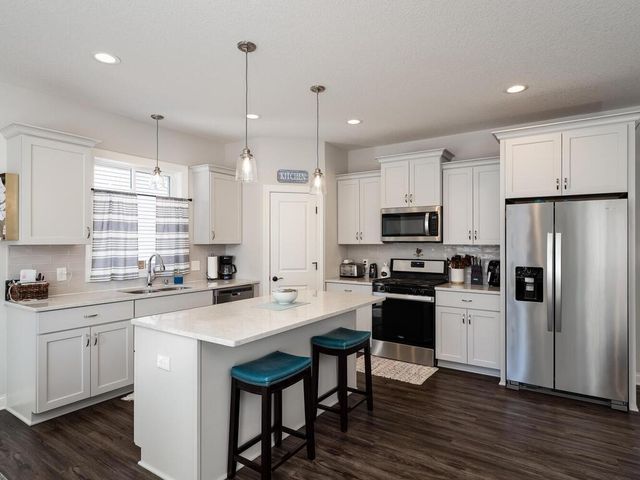 404 Grant Avenue SE, Hutchinson, MN 55350