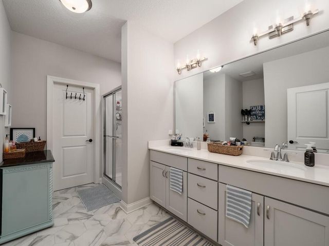 404 Grant Avenue SE, Hutchinson, MN 55350