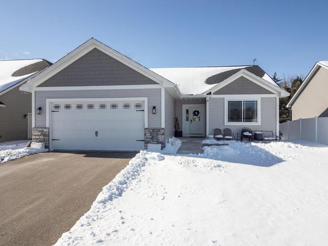 404 Grant Avenue SE, Hutchinson, MN 55350