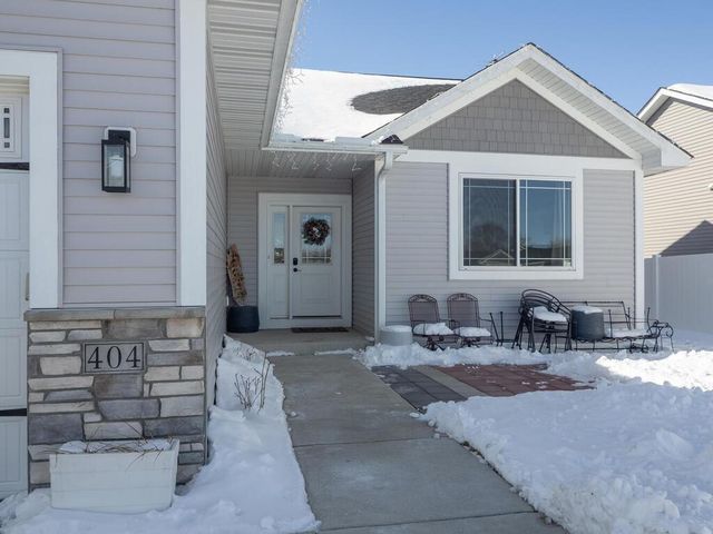 404 Grant Avenue SE, Hutchinson, MN 55350