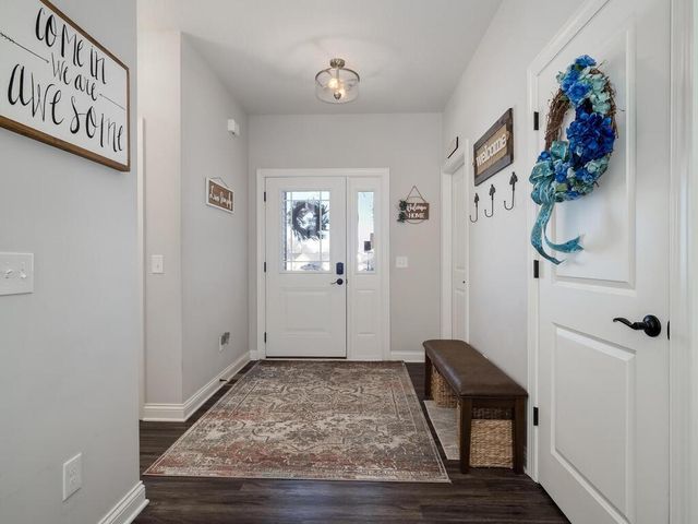 404 Grant Avenue SE, Hutchinson, MN 55350