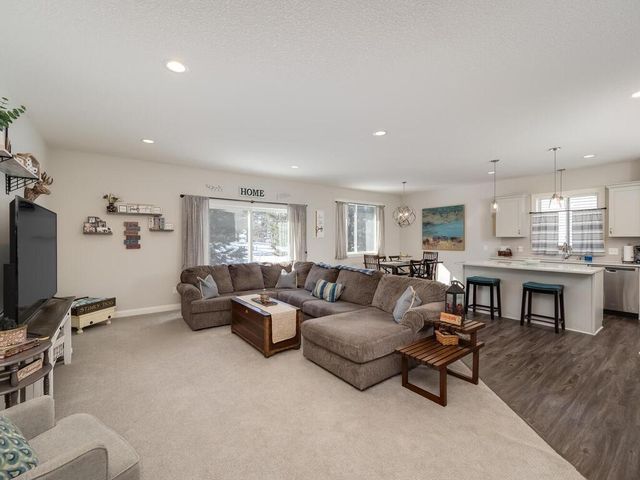 404 Grant Avenue SE, Hutchinson, MN 55350