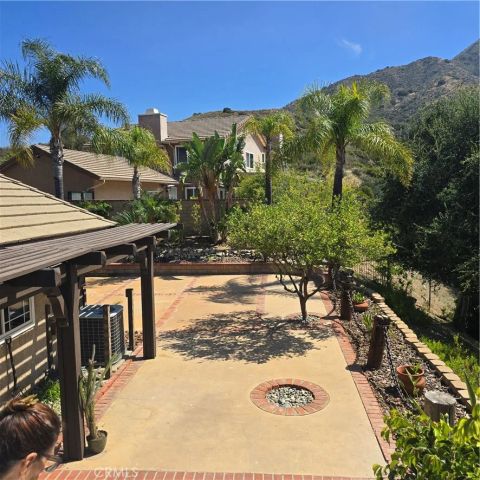 7134 Dos Rios, Tujunga, CA 91042