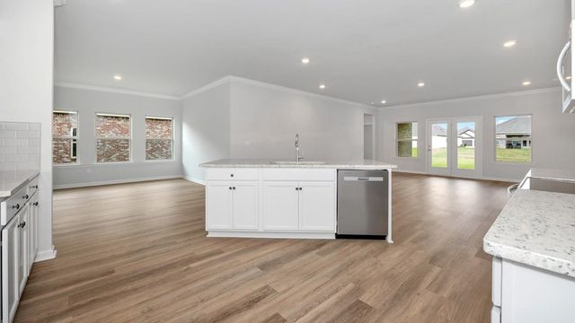 580 RIVERDALE DR, Oakland, TN 38060