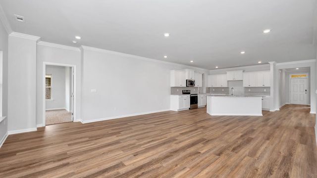580 RIVERDALE DR, Oakland, TN 38060