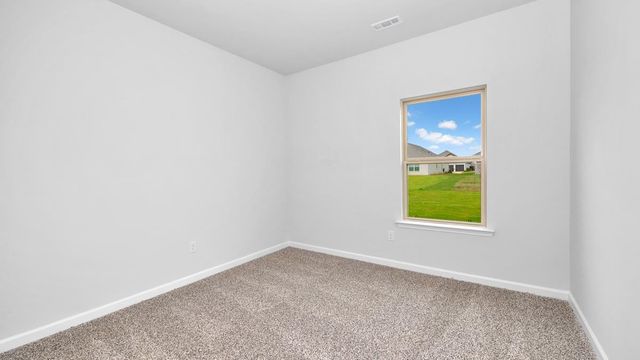 580 RIVERDALE DR, Oakland, TN 38060