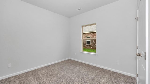 580 RIVERDALE DR, Oakland, TN 38060