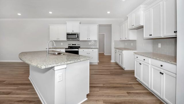 580 RIVERDALE DR, Oakland, TN 38060