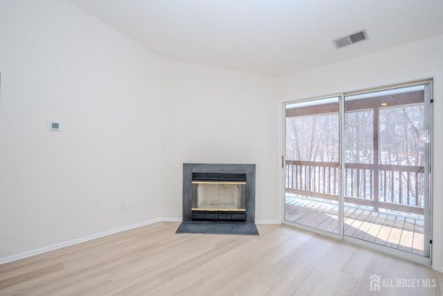 32 Tanglewood Court, South Brunswick, NJ 08852