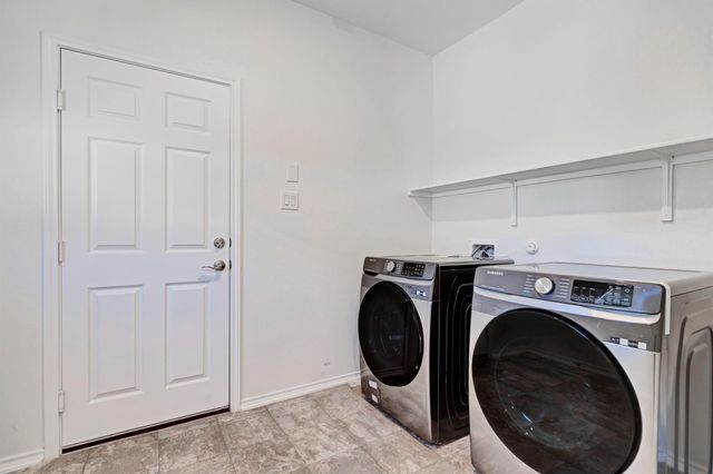 195 Azure CV, Kyle, TX 78640