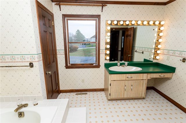 104 Industry Lane, Menallen Twp, PA 15401