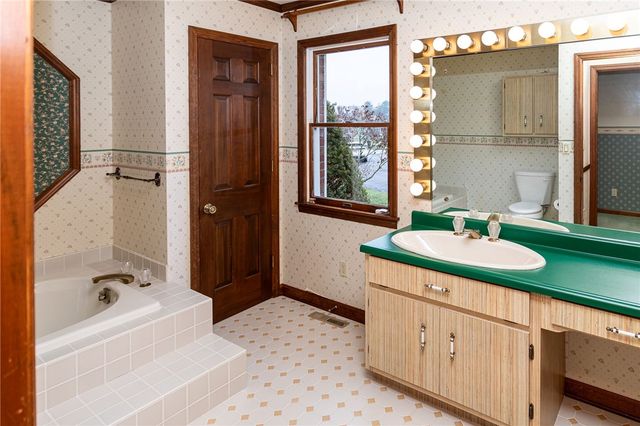 104 Industry Lane, Menallen Twp, PA 15401