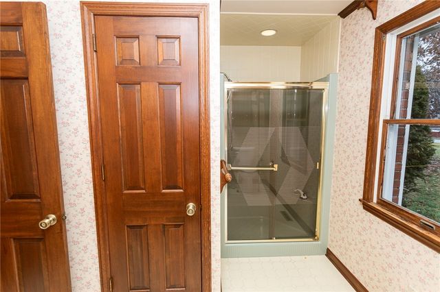 104 Industry Lane, Menallen Twp, PA 15401