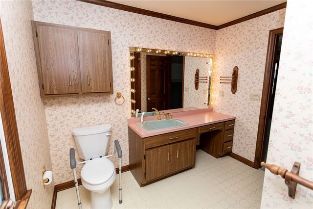 104 Industry Lane, Menallen Twp, PA 15401