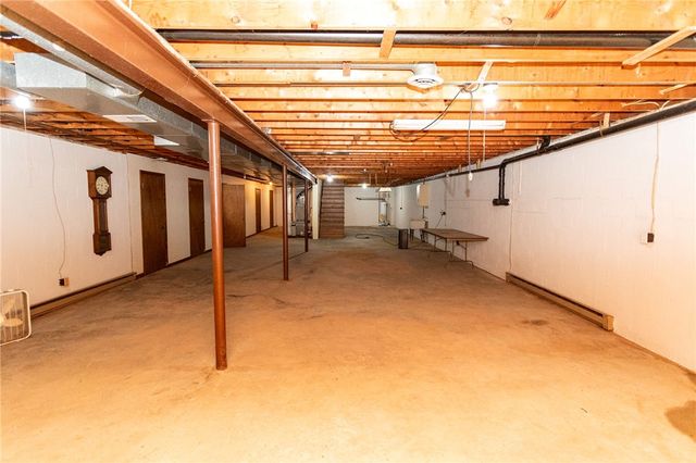 104 Industry Lane, Menallen Twp, PA 15401