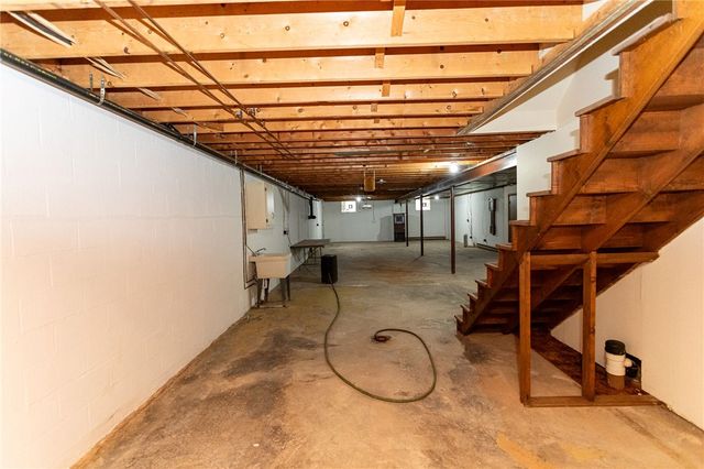 104 Industry Lane, Menallen Twp, PA 15401