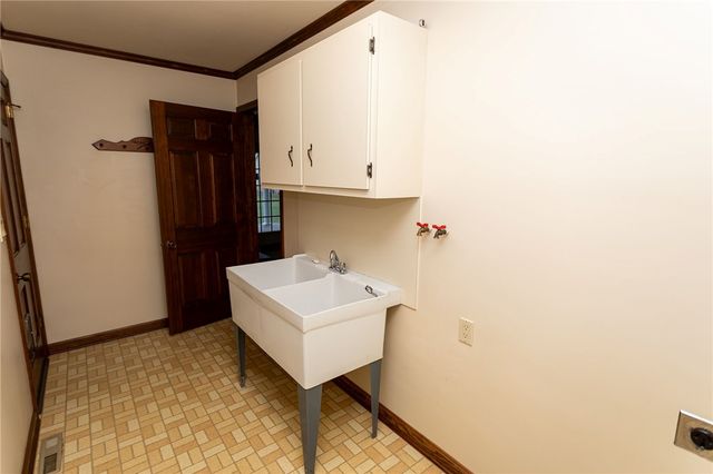 104 Industry Lane, Menallen Twp, PA 15401