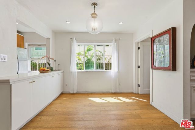 625 N Flores Street 104, West Hollywood, CA 90048