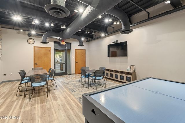 1612 W MOLLY Lane, Phoenix, AZ 85085