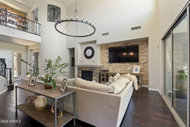 1612 W MOLLY Lane, Phoenix, AZ 85085