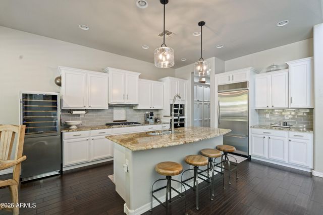 1612 W MOLLY Lane, Phoenix, AZ 85085
