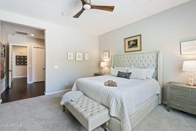 1612 W MOLLY Lane, Phoenix, AZ 85085