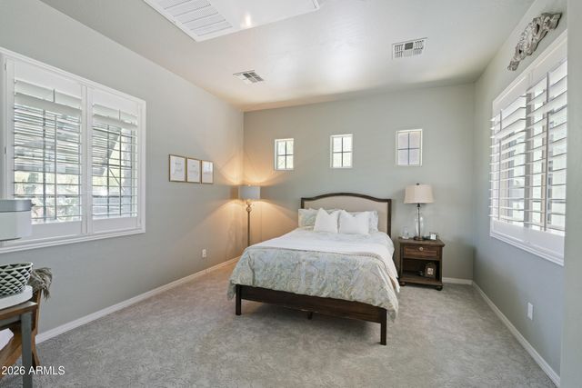 1612 W MOLLY Lane, Phoenix, AZ 85085