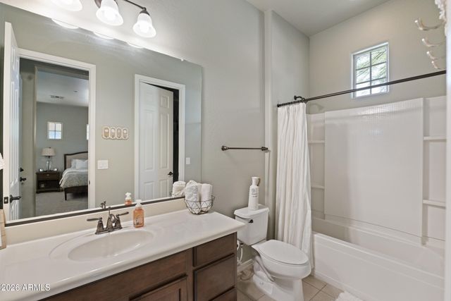 1612 W MOLLY Lane, Phoenix, AZ 85085
