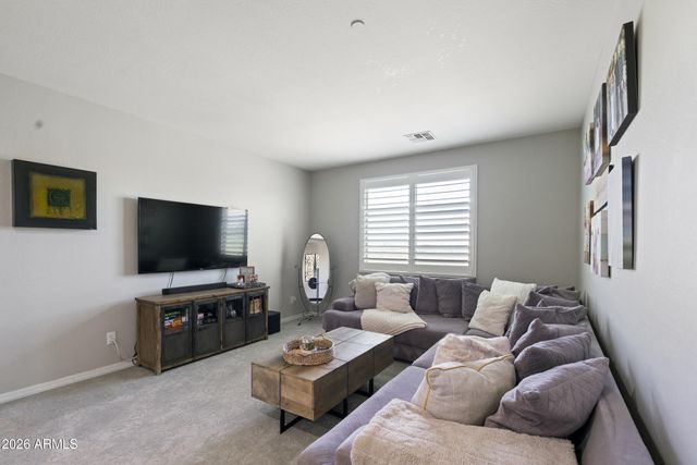 1612 W MOLLY Lane, Phoenix, AZ 85085