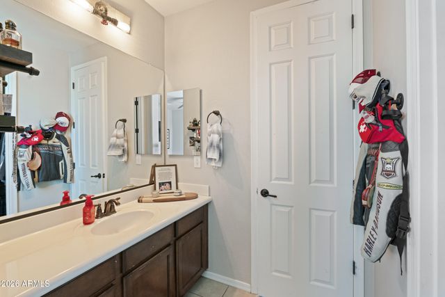 1612 W MOLLY Lane, Phoenix, AZ 85085