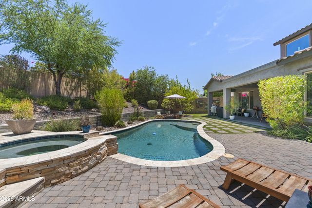 1612 W MOLLY Lane, Phoenix, AZ 85085