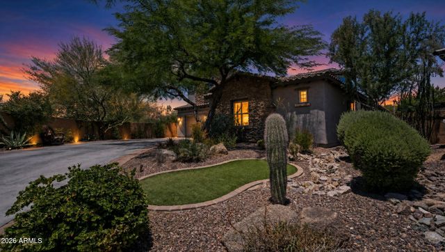 1612 W MOLLY Lane, Phoenix, AZ 85085