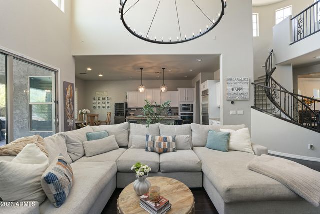 1612 W MOLLY Lane, Phoenix, AZ 85085