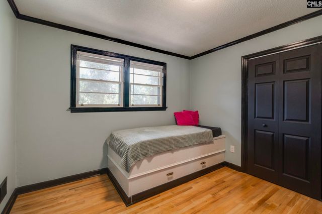 121 Woodside Parkway, West Columbia, SC 29170