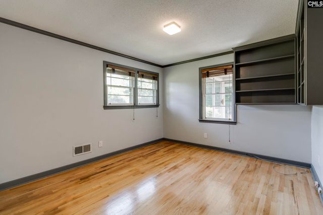 121 Woodside Parkway, West Columbia, SC 29170
