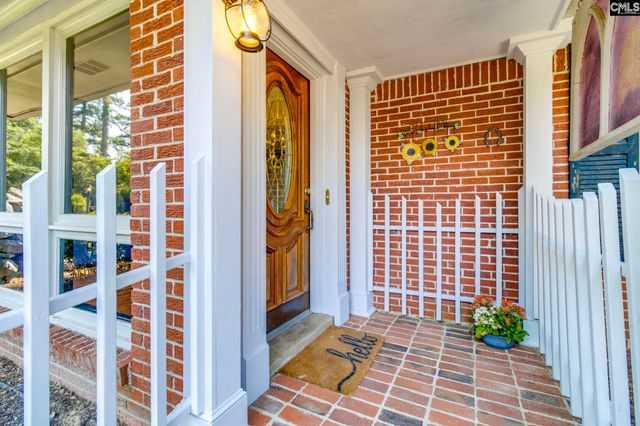 121 Woodside Parkway, West Columbia, SC 29170