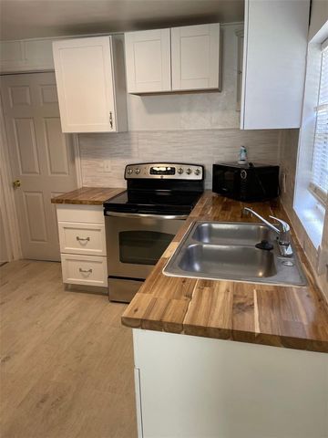 2211 SW 1ST STREET, Ocala, FL 34475