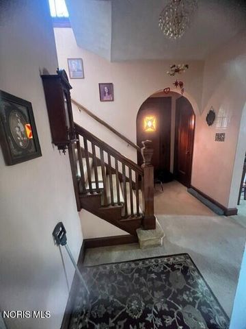 2024 Brookdale Road, Toledo, OH 43606