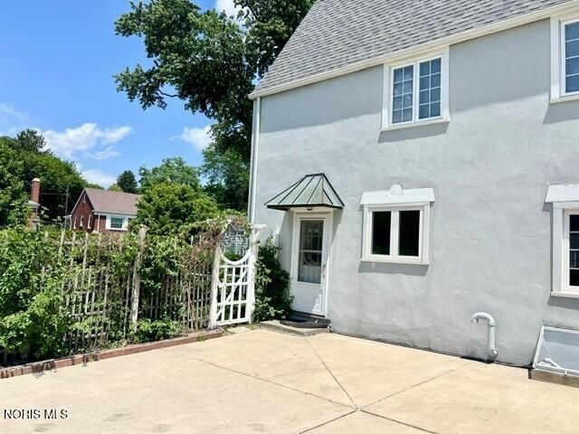 2024 Brookdale Road, Toledo, OH 43606