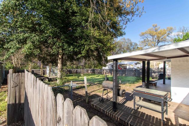 513 Lance Road, Quitman, TX 75783