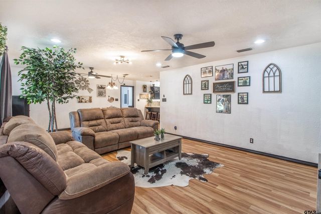 513 Lance Road, Quitman, TX 75783